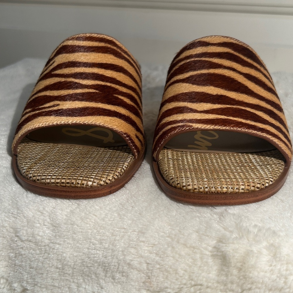 Sam Edelman Sabrina Tan Zebra Slide Sandals - Picture 4 of 16